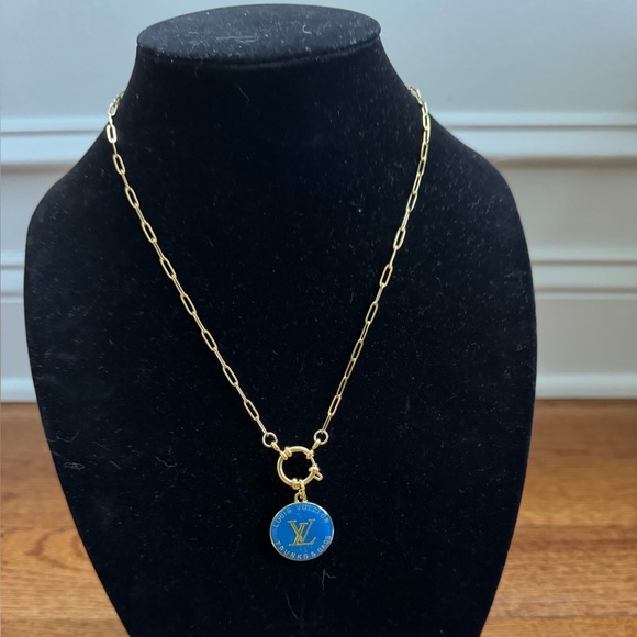 Jewelry - ✨ Royal Blue Trunk & Bag Charm Necklace – 18” Paperclip‎ Chain ✨